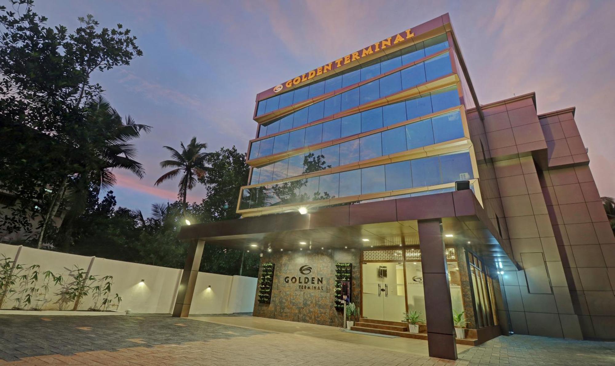 فندق Treebo Golden Terminal, Kochi Airport المظهر الخارجي الصورة